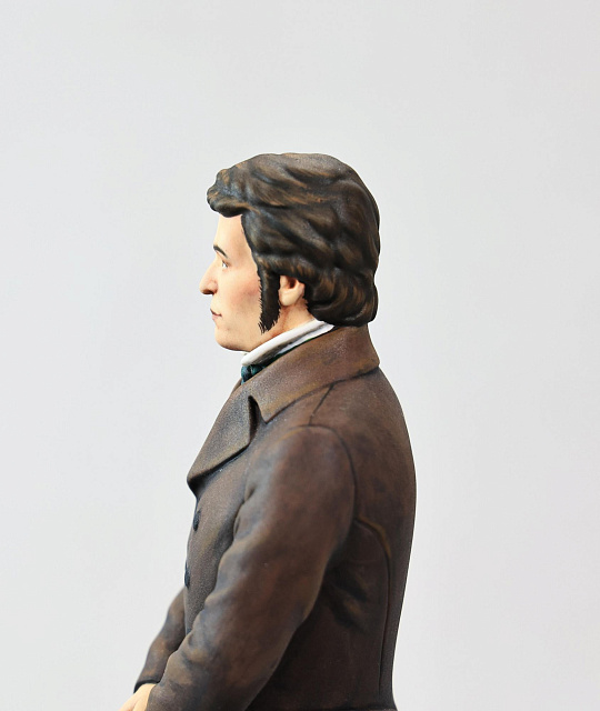 Արձանիկ  Խաչատուր Աբովյան (ձեռքով նկարազարդված)