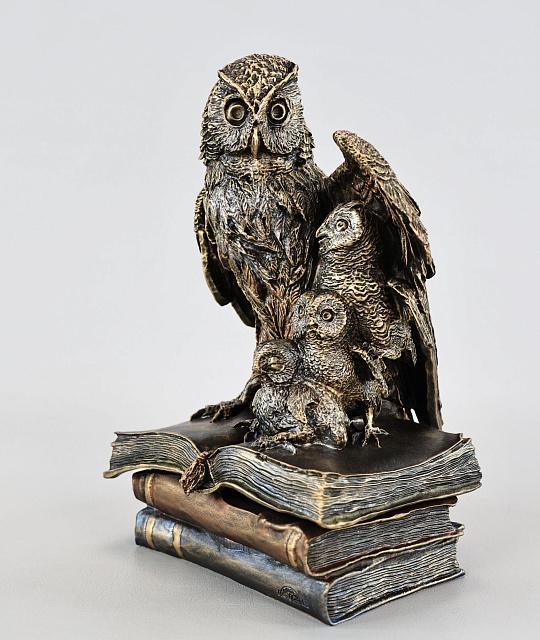 Արձանիկ Բու - զարդատուփ.