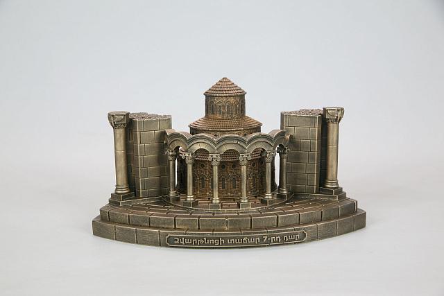 Զվարթնոցի տաճար