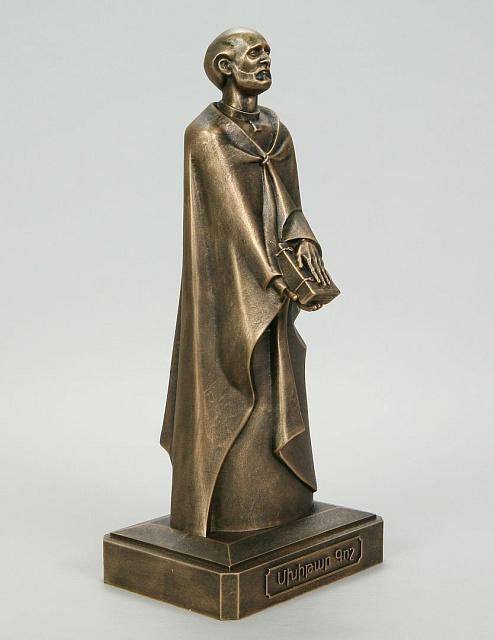 Արձանիկ  Մխիթար Գոշ