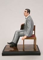 Արձանիկ  Առնո Բաբաջանյան (ձեռքով նկարազարդված)