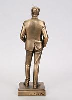 Արձանիկ Եղիշե Չարենց