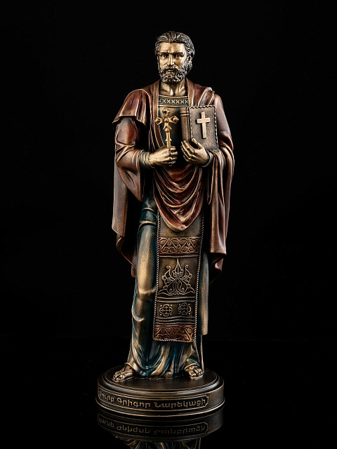 Արձանիկ Գրիգոր Նարեկացի