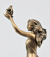 Արձանիկ Ախթամար