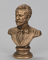 Կիսանդրի Հովհաննես Թումանյան 