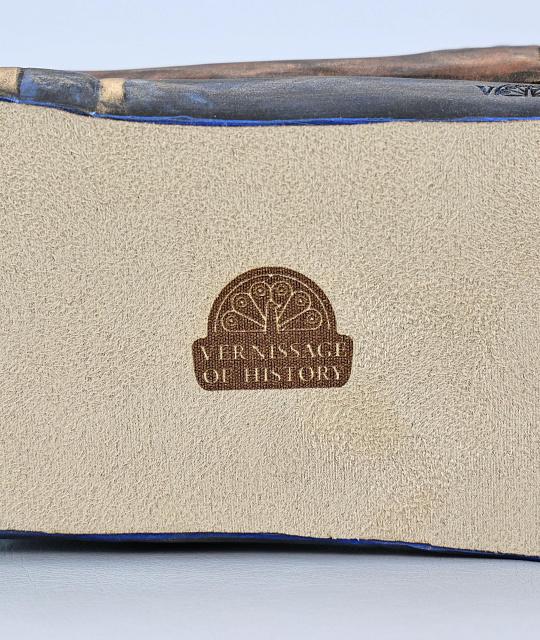 Արձանիկ Բու - զարդատուփ.