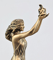 Արձանիկ Ախթամար