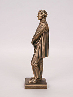 Արձանիկ Մարտիրոս Սարյան