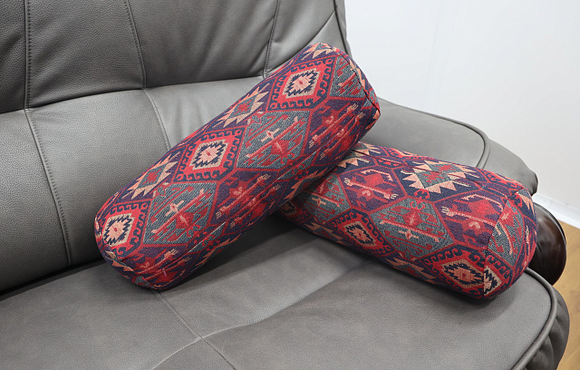 Բարձ - գլանաձև(№ 27)