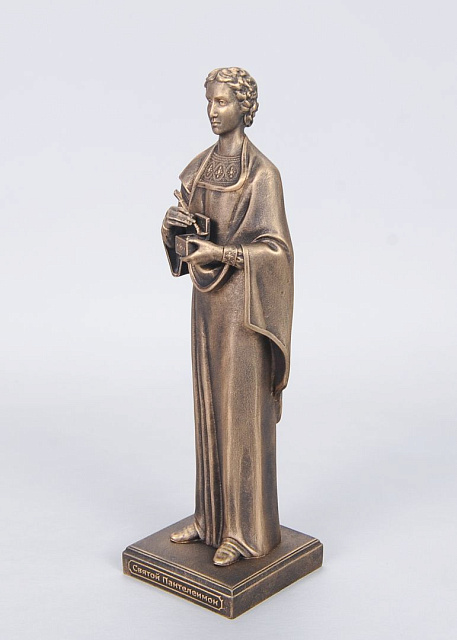 Արձանիկ Սուրբ Պանտելեյմոն