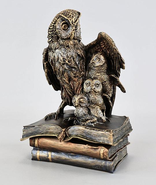 Արձանիկ Բու - զարդատուփ.