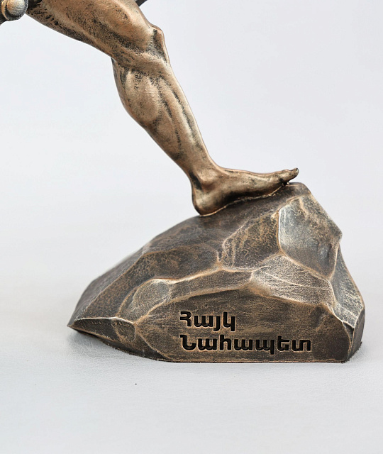 Արձանիկ Հայկ Նահապետ (Վերնիսաժ գույն)