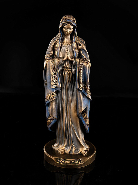 Արձանիկ Սուրբ Կույս Մարիամ.