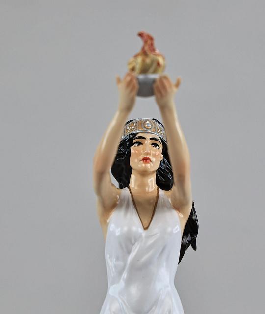 Արձանիկ Ախթամար (ձեռքով նկարազարդված)