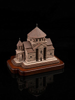 Սուրբ Հռիփսիմե եկեղեցի  (ձեռքով նկարազարդված).