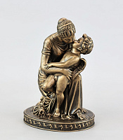 Արձանիկ Մայր և մանուկ