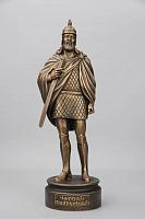 Արձանիկ Վարդան Մամիկոնյան