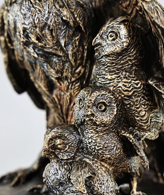 Արձանիկ Բու - զարդատուփ.