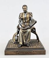 Հուշարձան Սայաթ Նովա (Վերնիսաժի գույն)