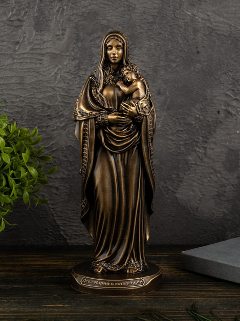 Արձանիկ "Սուրբ Աստվածամայրը՝ մանուկ Հիսուսւ հետ" 