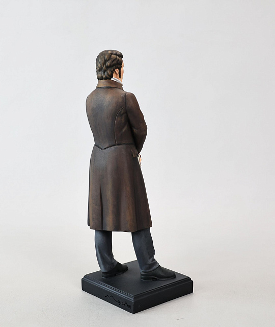 Արձանիկ  Խաչատուր Աբովյան (ձեռքով նկարազարդված)