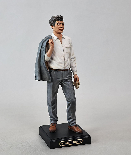 Արձանիկ  Պարույր Սևակ (ձեռքով նկարազարդված)