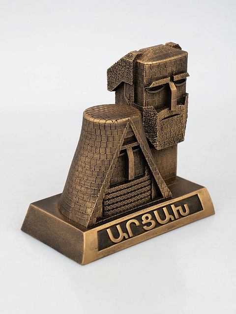 Արձանիկ Մենք ենք, մեր սարերը ( Արցախ )