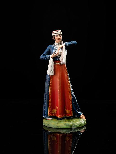 Արձանիկ Պարուհի(ձեռքով նկարազարդված)