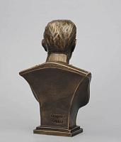 Կիսանդրի Անդրանիկ Օզանյան 