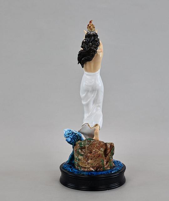 Արձանիկ Ախթամար (ձեռքով նկարազարդված)