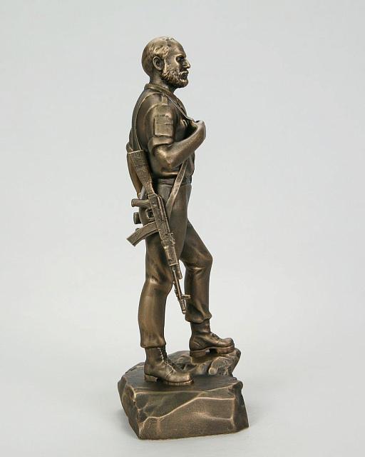 Արձանիկ Մոնտե (Ավո) Մելքոնյան