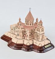 Էջմիածնի մայր տաճար  (ձեռքով նկարազարդված)