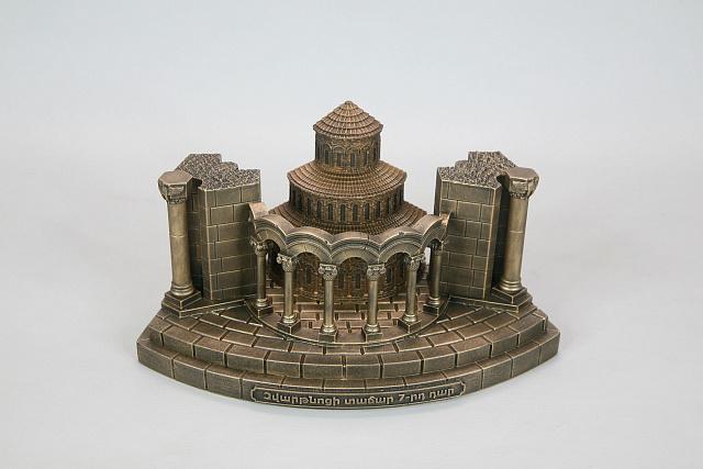 Զվարթնոցի տաճար